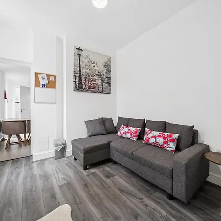 Apartmán The Belle Spacious 6 Bedroom By Altoluxo Short Lets & Serviced With Free Wifi & Parking Bristol