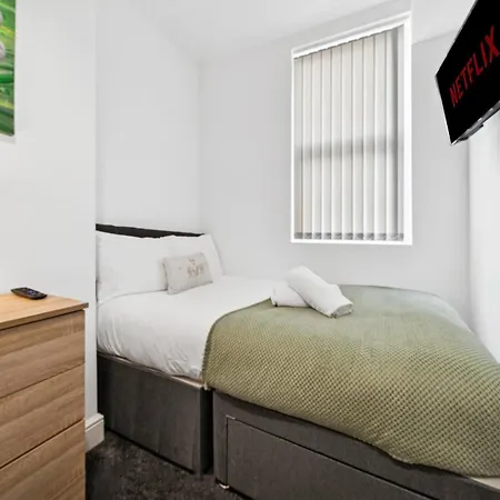 The Belle Spacious 6 Bedroom By Altoluxo Short Lets & Serviced With Free Wifi & Parking Lejlighed Bristol