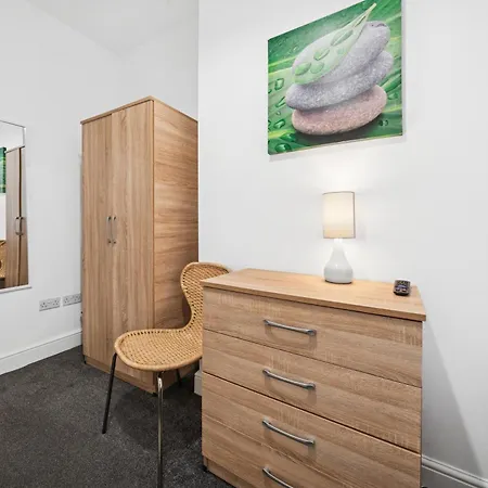 Apartmán The Belle Spacious 6 Bedroom By Altoluxo Short Lets & Serviced With Free Wifi & Parking