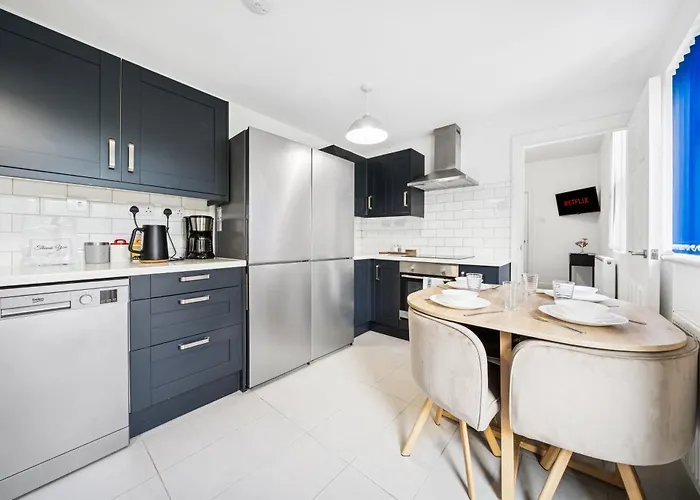 The Belle Spacious 6 Bedroom By Altoluxo Short Lets & Serviced With Free Wifi & Parking Lägenhet Bristol