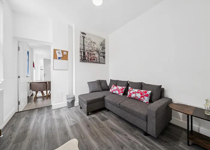 Lägenhet The Belle Spacious 6 Bedroom By Altoluxo Short Lets & Serviced With Free Wifi & Parking Bristol