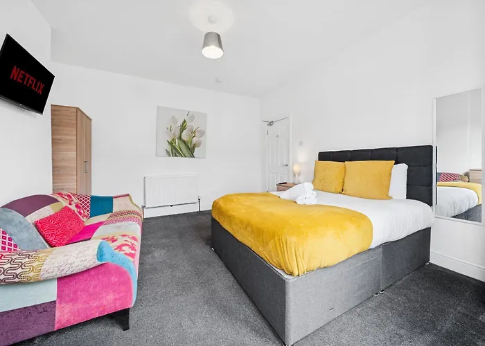 The Belle Spacious 6 Bedroom By Altoluxo Short Lets & Serviced With Free Wifi & Parking Apartman