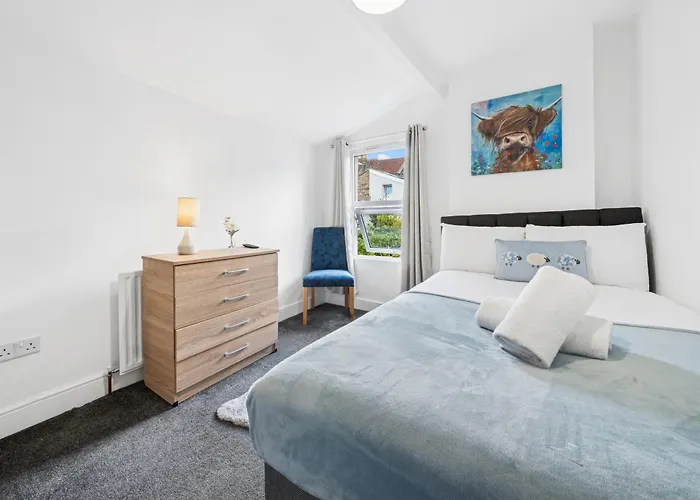 Apartman The Belle Spacious 6 Bedroom By Altoluxo Short Lets & Serviced With Free Wifi & Parking