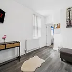 Appartement The Belle Spacious 6 Bedroom By Altoluxo Short Lets & Serviced With Free Wifi & Parking Bristol