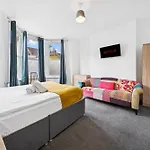 The Belle Spacious 6 Bedroom By Altoluxo Short Lets & Serviced With Free Wifi & Parking Appartement Bristol